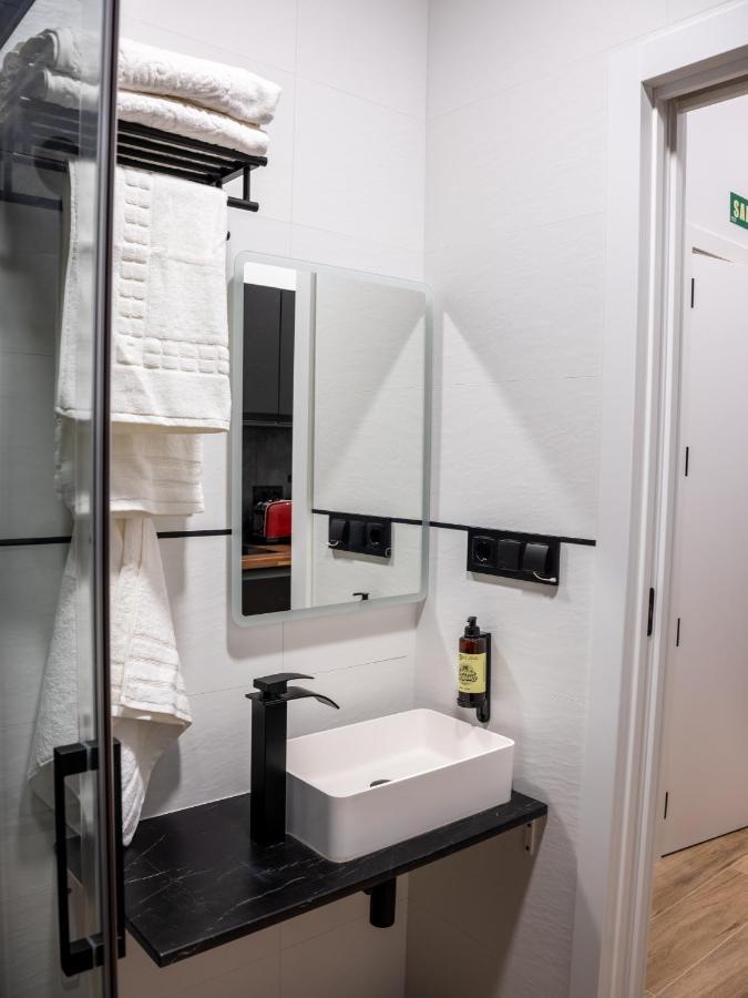 Vr Obregon Apartments Мадрид Екстериор снимка